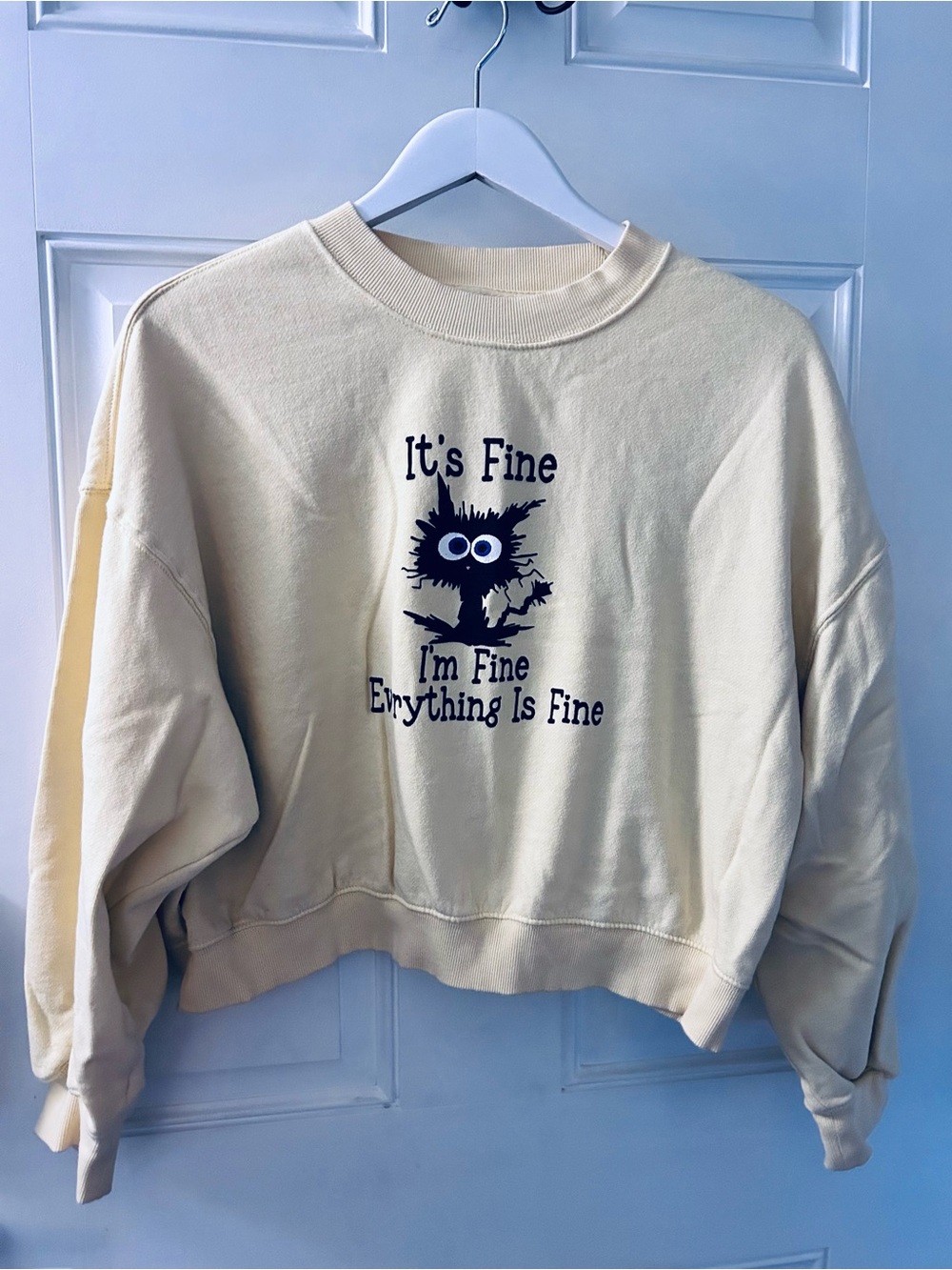 Old Navy Cream Crewneck Sweatshirt with Navy Graphic